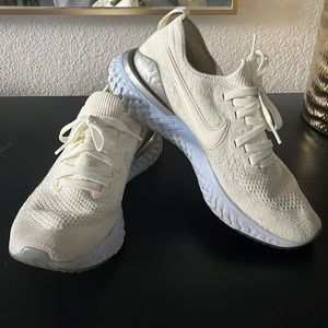 Nike epic react flyknit 2